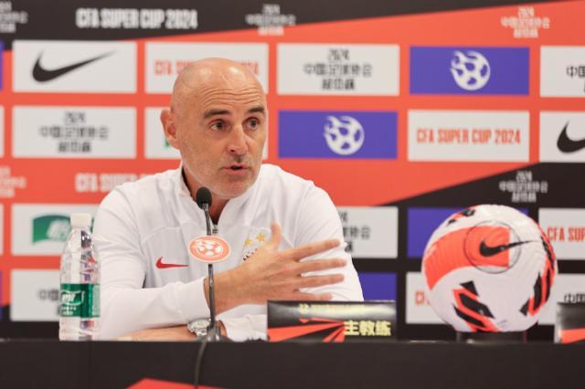 海港北上茹萨跟队有望复出 穆帅:有做客工体经验