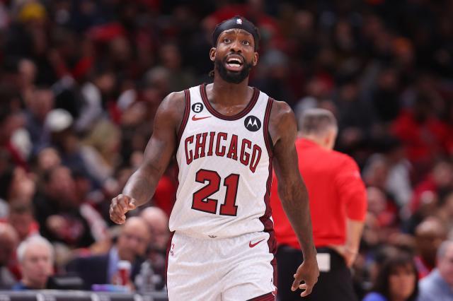 重回家乡贝弗利即插即用，公牛结束连败开始狂奔